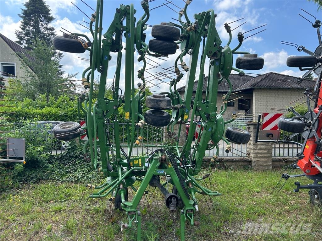 Krone KW11.22-10 Obraceče a shrabovače sena