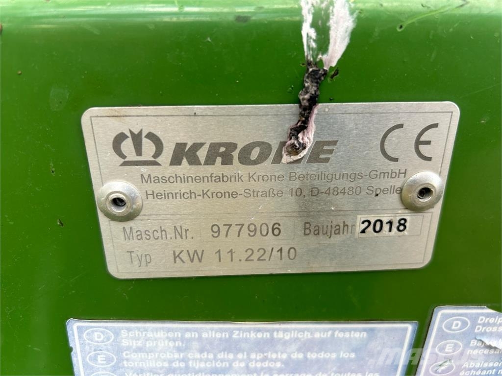 Krone KW11.22-10 Obraceče a shrabovače sena