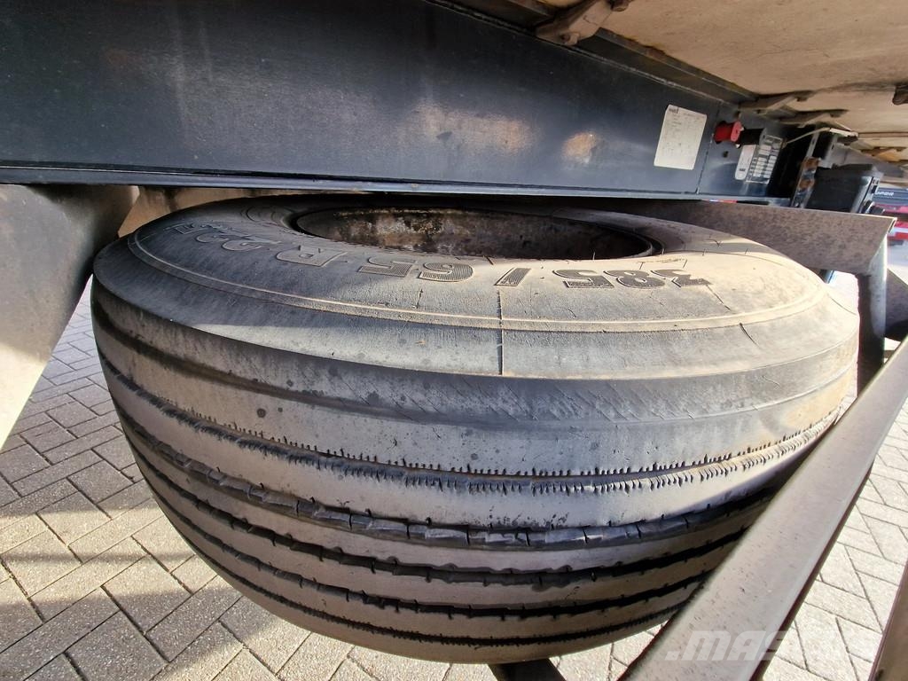 Chereau CSD3 Thermoking frigo - 3 axle - Steering axle - S Hladilne polprikolice