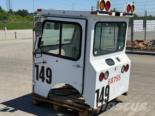 Tiger TUG MA5042LP used cab Equipamentos para aeroportos