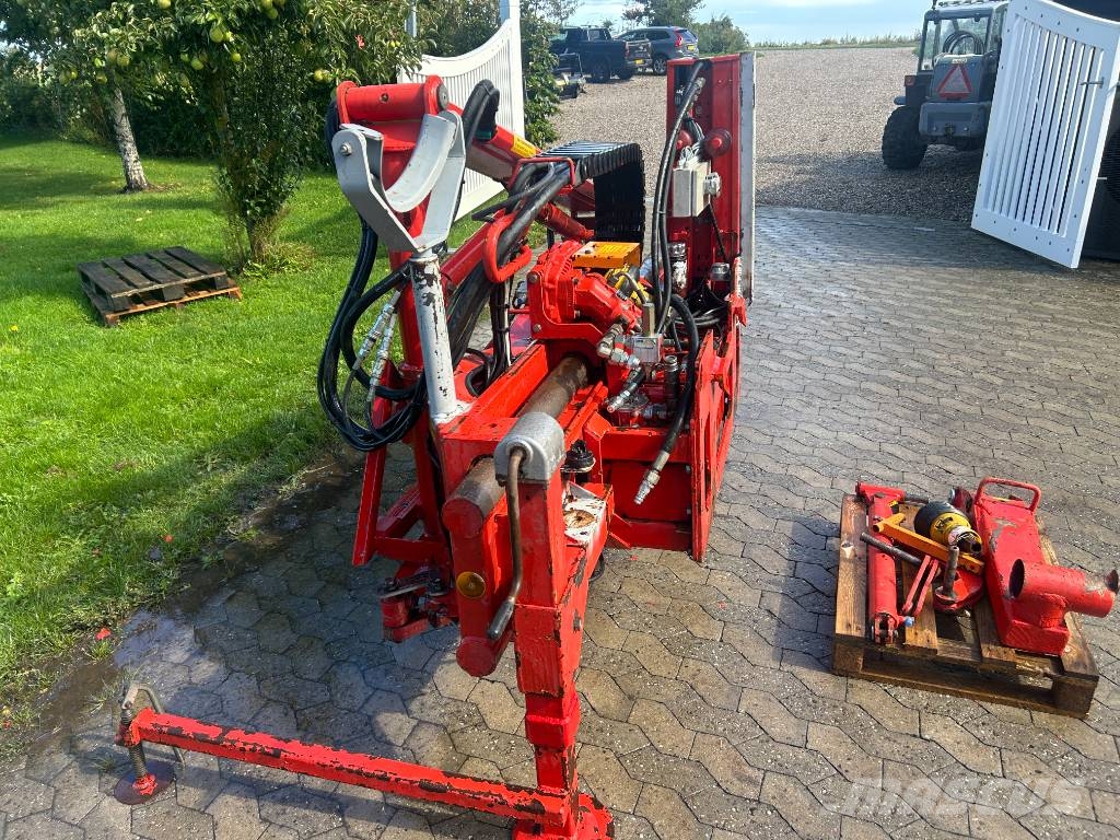 Dücker UNA 500 Sodo traktoriukai-vejapjovės