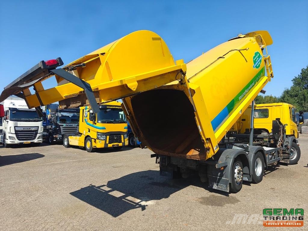 Scania P280 6x2/4 Day Cab Euro 5 - Haller Side Loader SLF Vuilniswagens