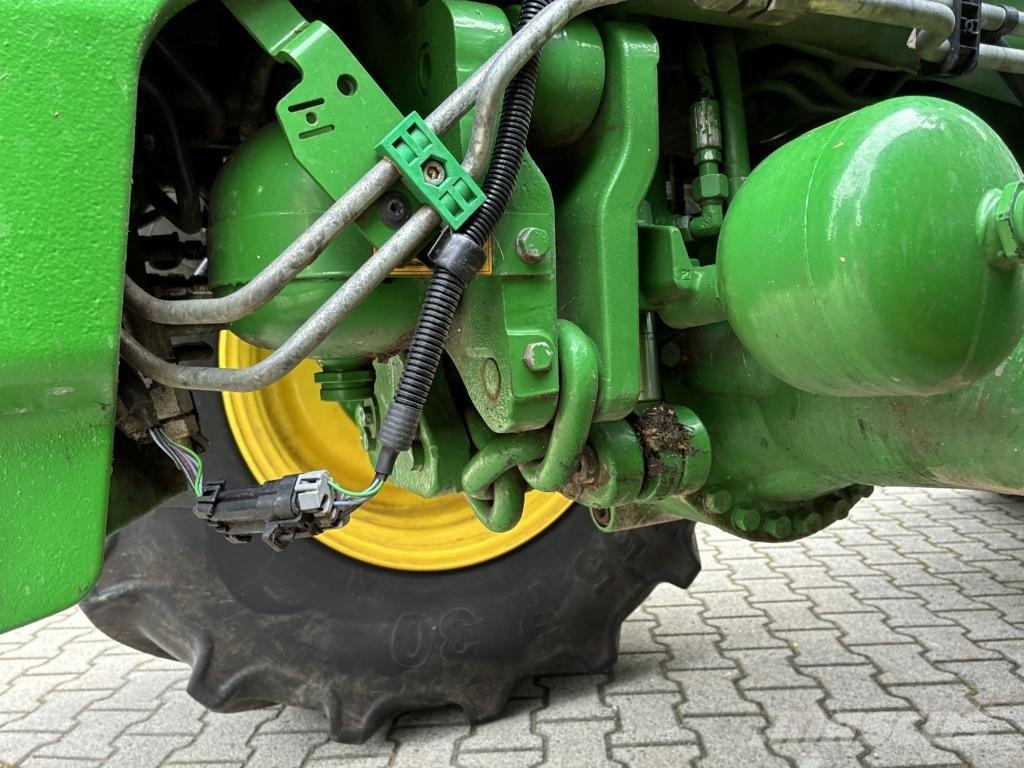 John Deere TRAKTOR 6215R Sonstige Landmaschinen