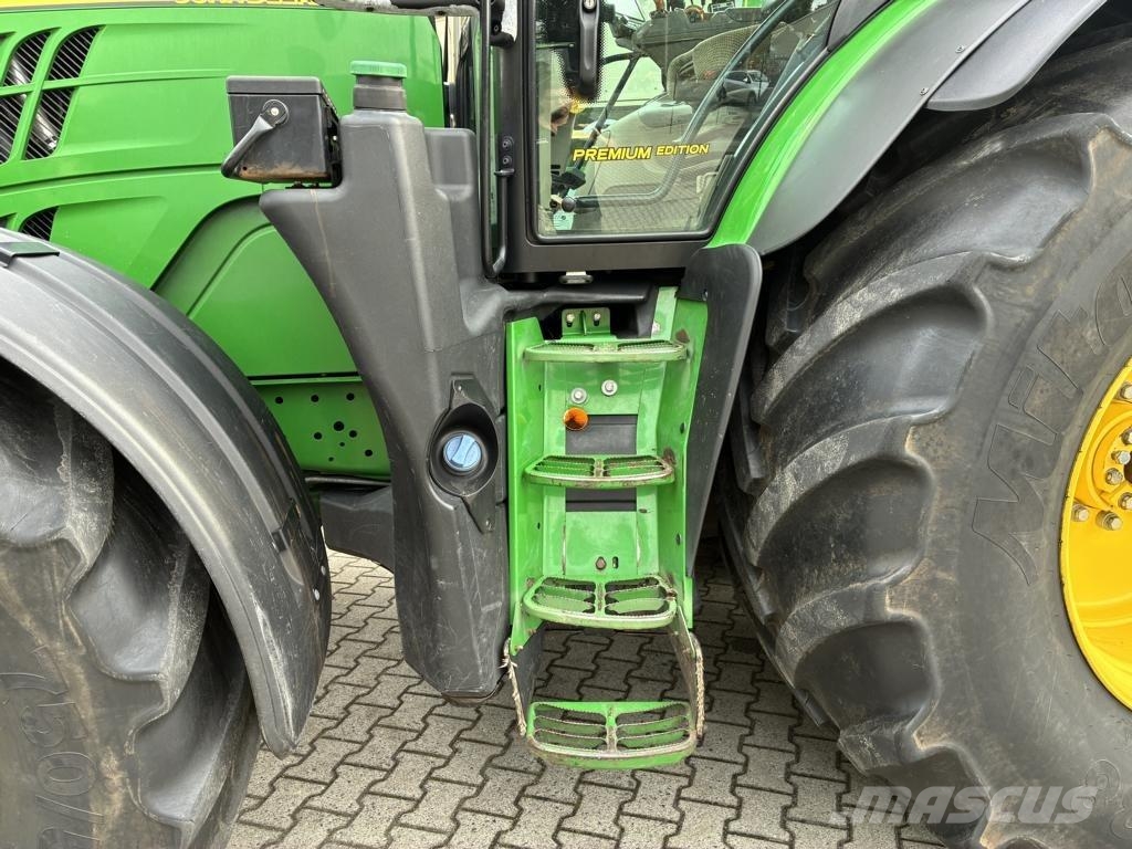 John Deere TRAKTOR 6215R Sonstige Landmaschinen