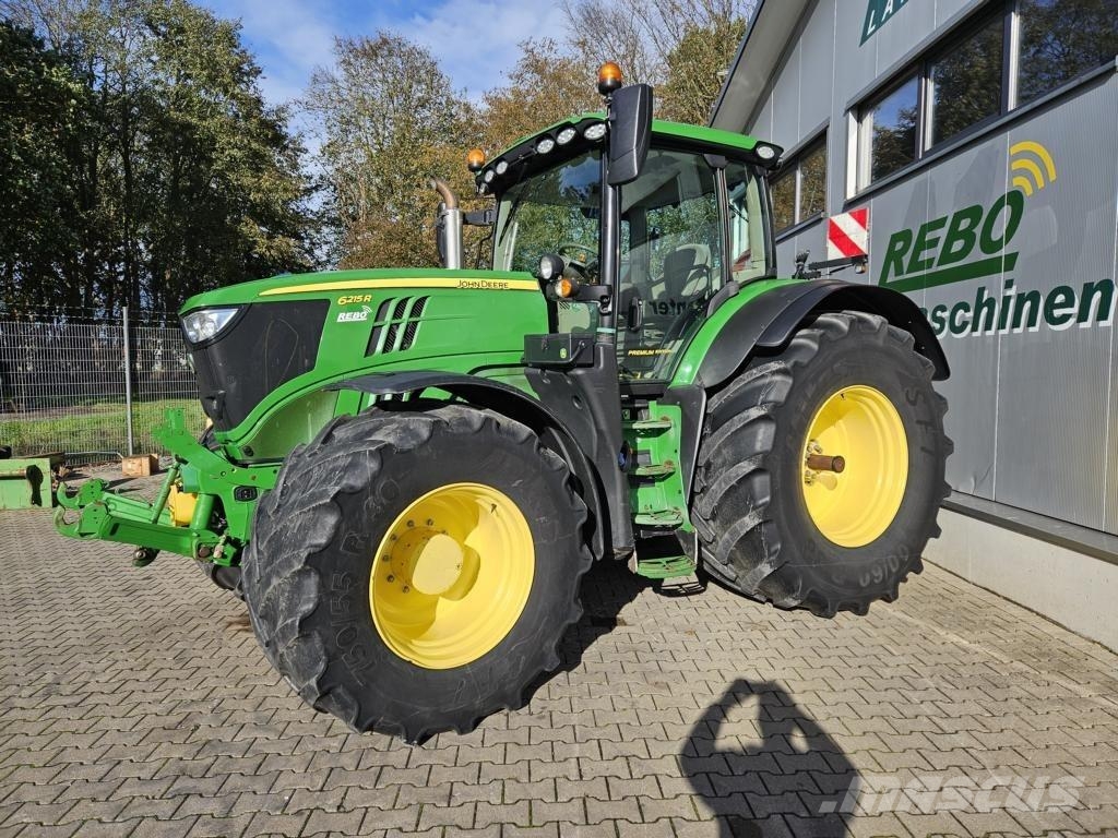 John Deere TRAKTOR 6215R Agricultura - Otros