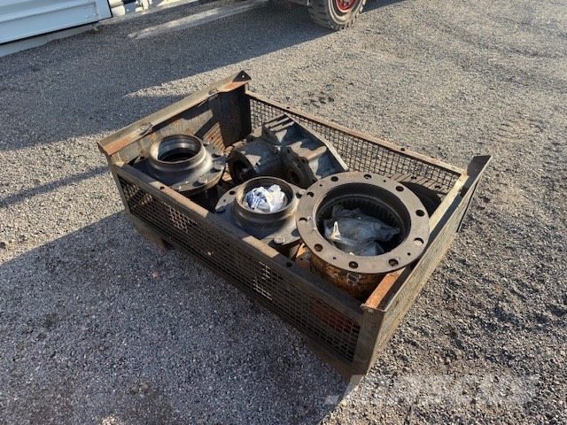 Carraro O&K NEW HOLLAND KOMATSU CASE USED AXLES 轴