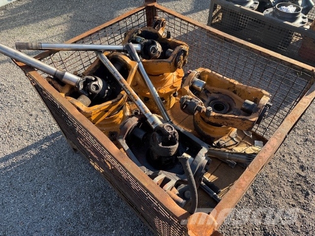 Carraro O&K NEW HOLLAND KOMATSU CASE USED AXLES 轴