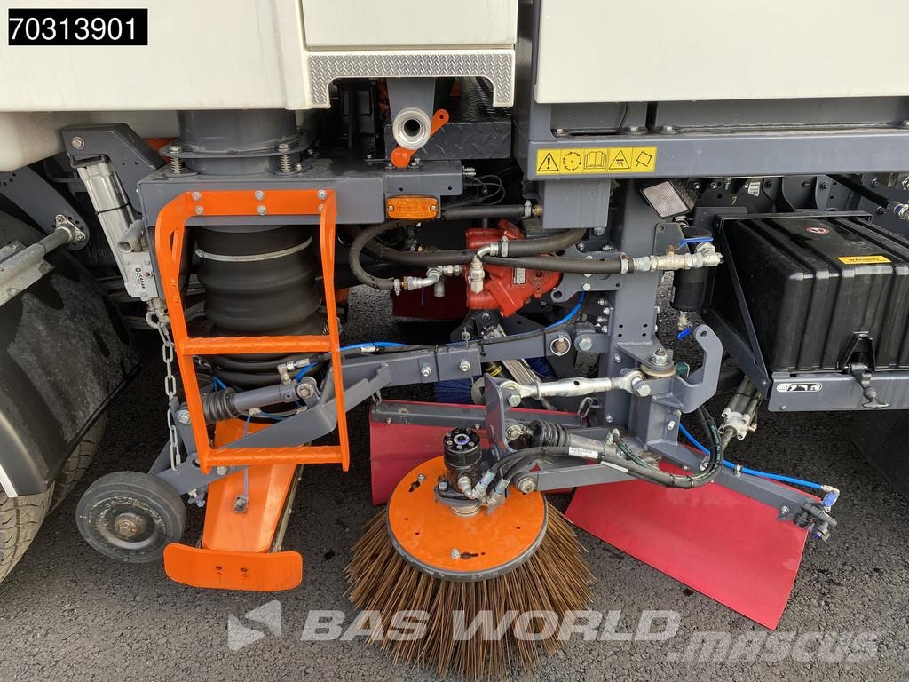 DAF XB 230 4X2 NEW! Scarab 6.35m3 Sweeper 3 Brushes Au Zametací vozy