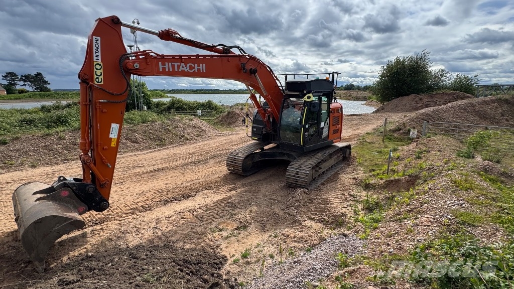 Hitachi ZX 225 US LC-6 Εκσκαφείς με ερπύστριες