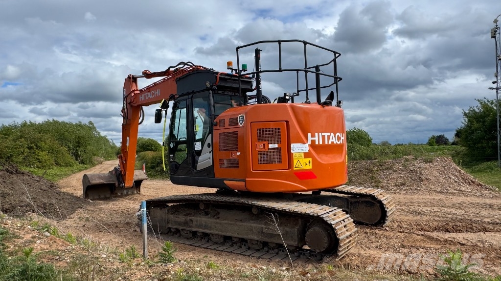 Hitachi ZX 225 US LC-6 Εκσκαφείς με ερπύστριες