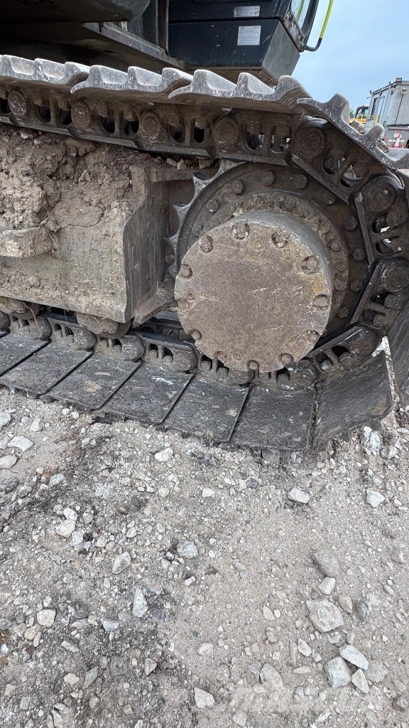 Hitachi ZX 225 US LC-6 Εκσκαφείς με ερπύστριες