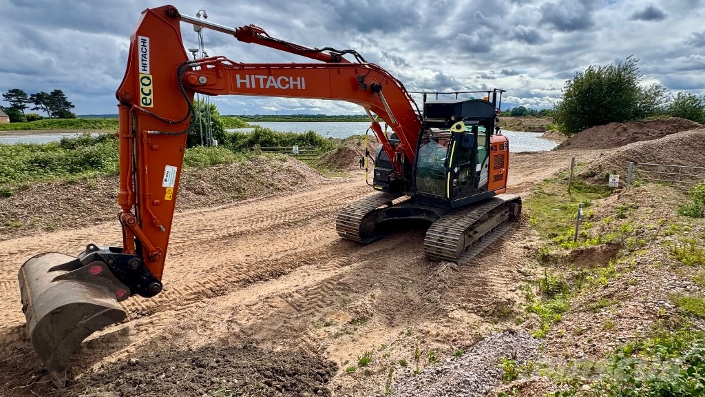 Hitachi ZX 225 US LC-6 Εκσκαφείς με ερπύστριες