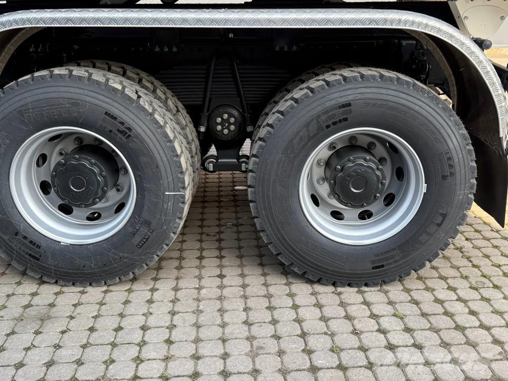 MAN TGS 41.400 MAN TGS 41.400 8x4 Euro 2 EuromixMTP 20 Bañeras basculantes usadas