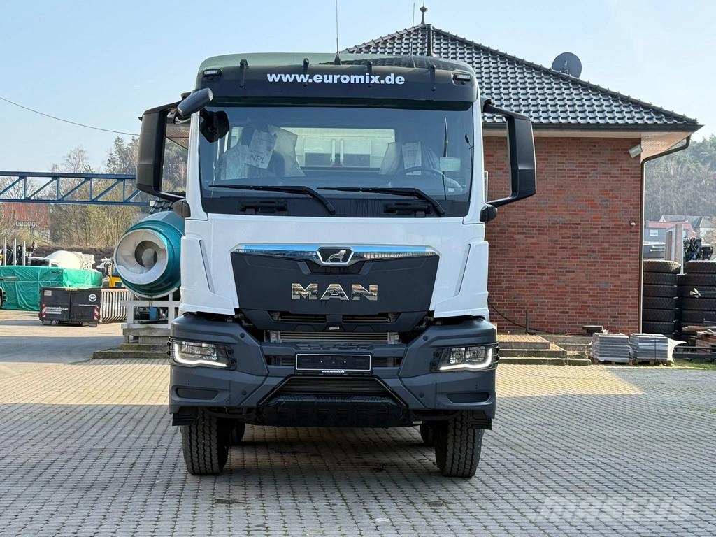 MAN TGS 41.400 MAN TGS 41.400 8x4 Euro 2 EuromixMTP 20 Savivarčių priekabų vilkikai