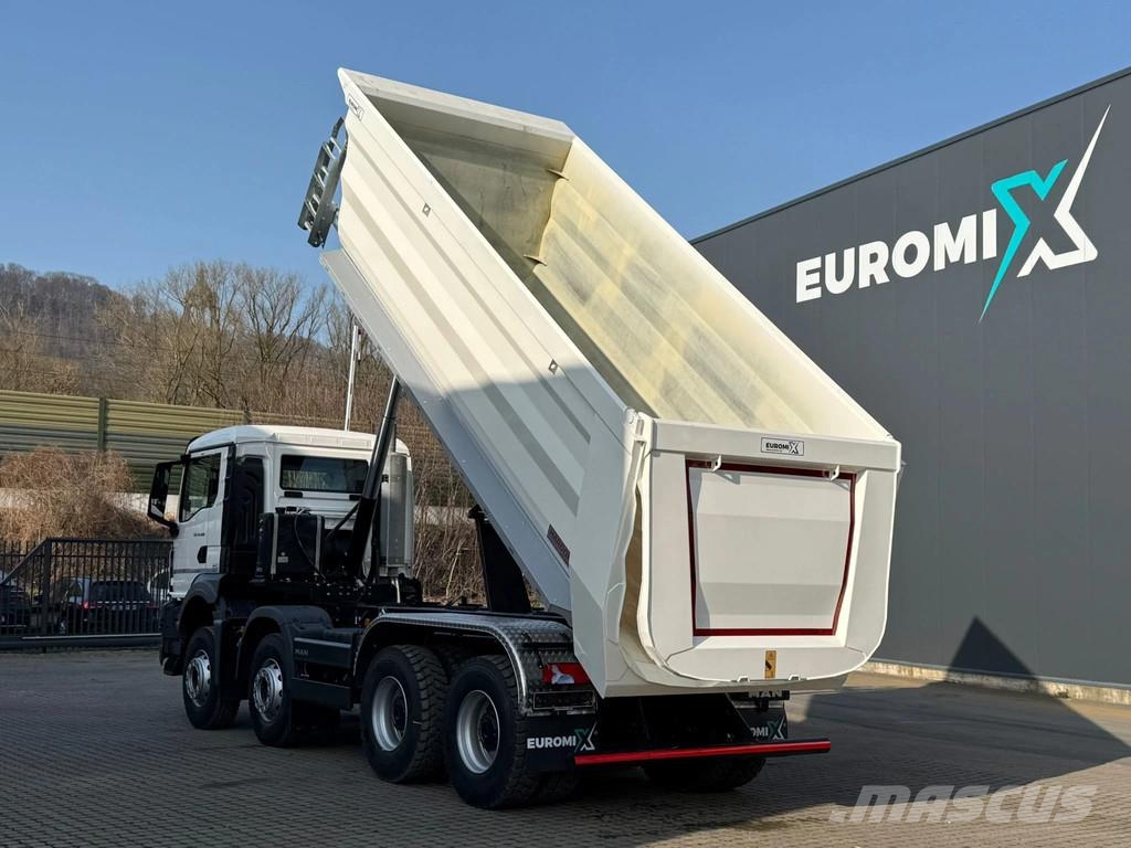 MAN TGS 41.400 MAN TGS 41.400 8x4 Euro 2 EuromixMTP 20 Savivarčių priekabų vilkikai