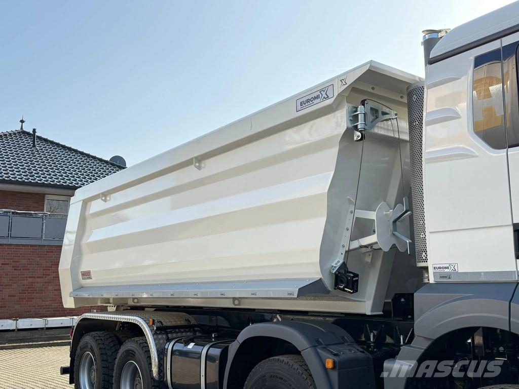 MAN TGS 41.400 MAN TGS 41.400 8x4 Euro 2 EuromixMTP 20 Savivarčių priekabų vilkikai