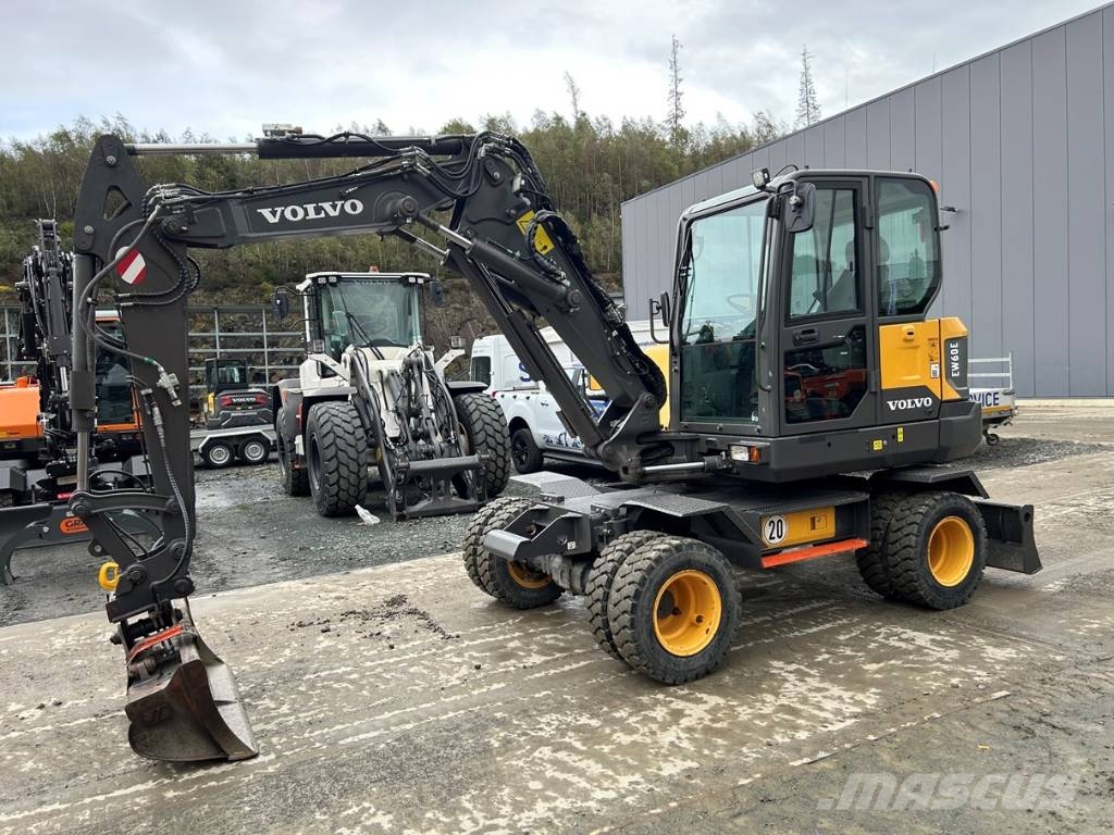 Volvo EW 60 E Bagri na kolesih