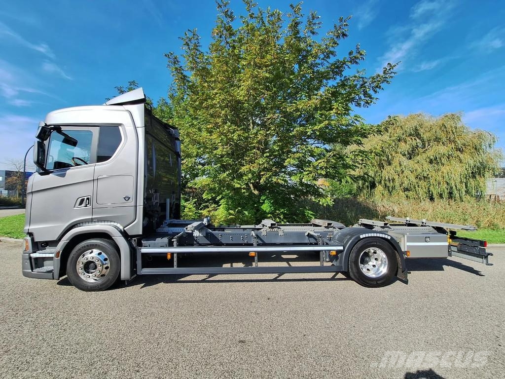Scania S520 V8 NGS only 130 tkm | Retarder | full air | l Caminhões desmontáveis
