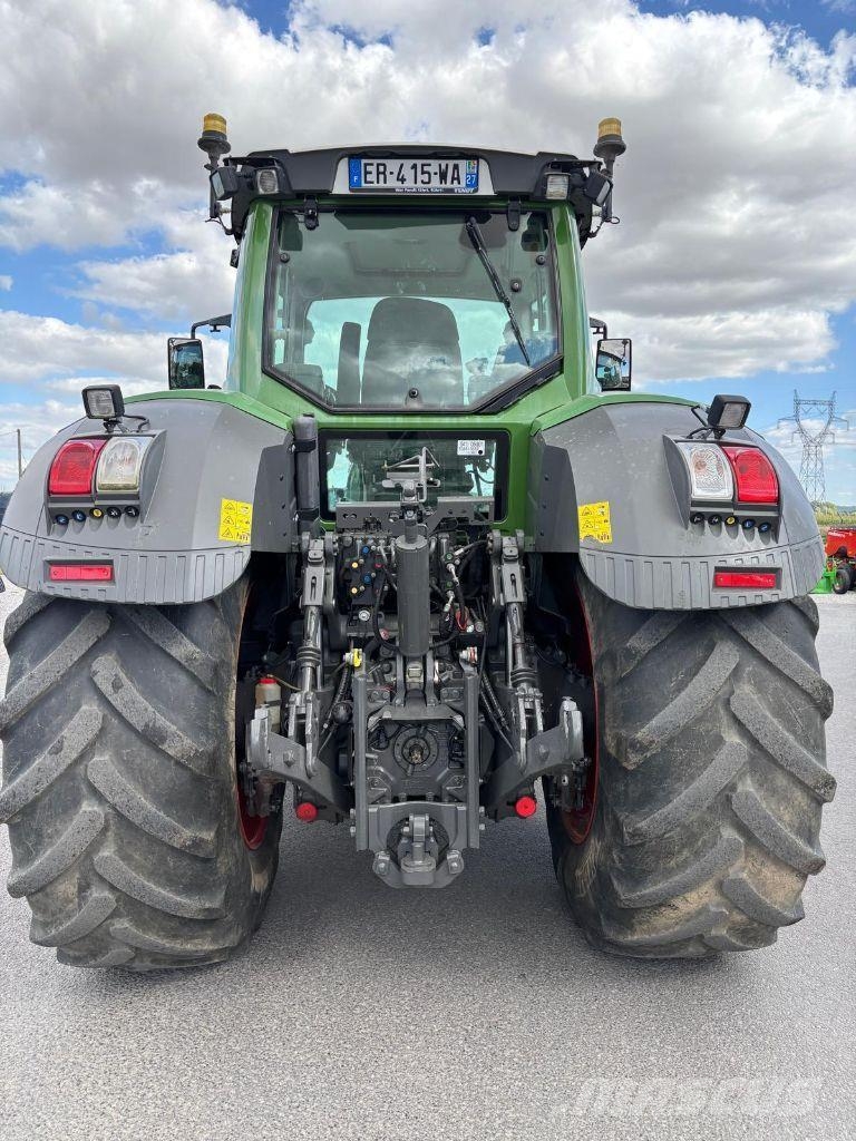 Fendt 826 VARIO PROFI + トラクター