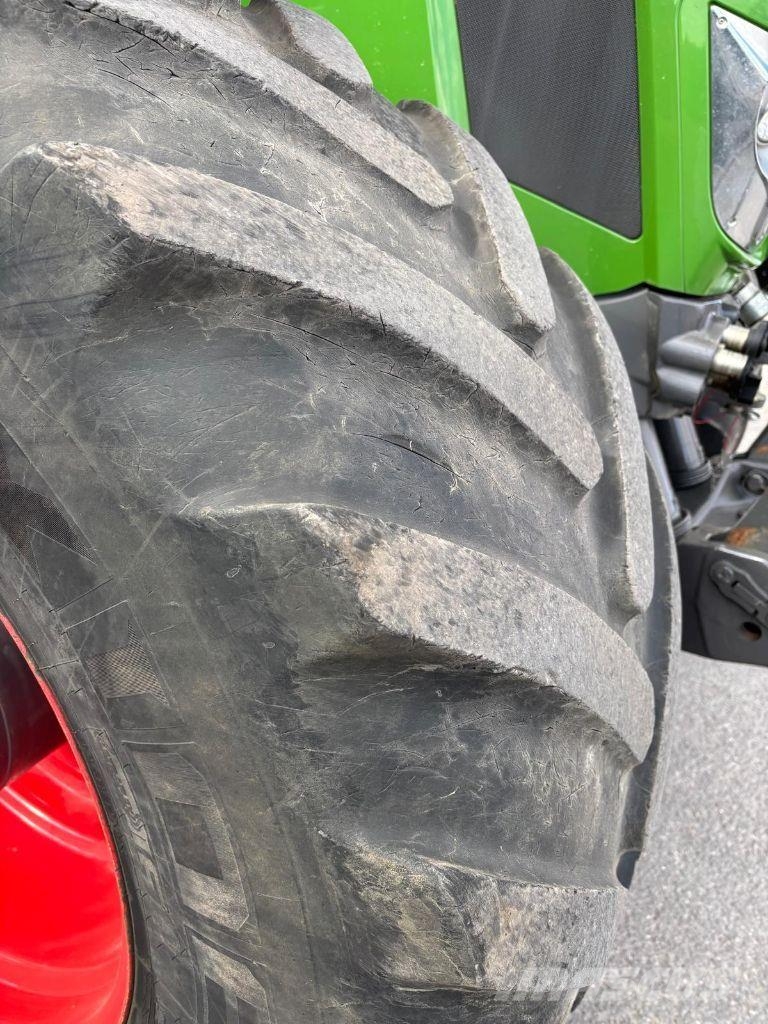 Fendt 826 VARIO PROFI + トラクター