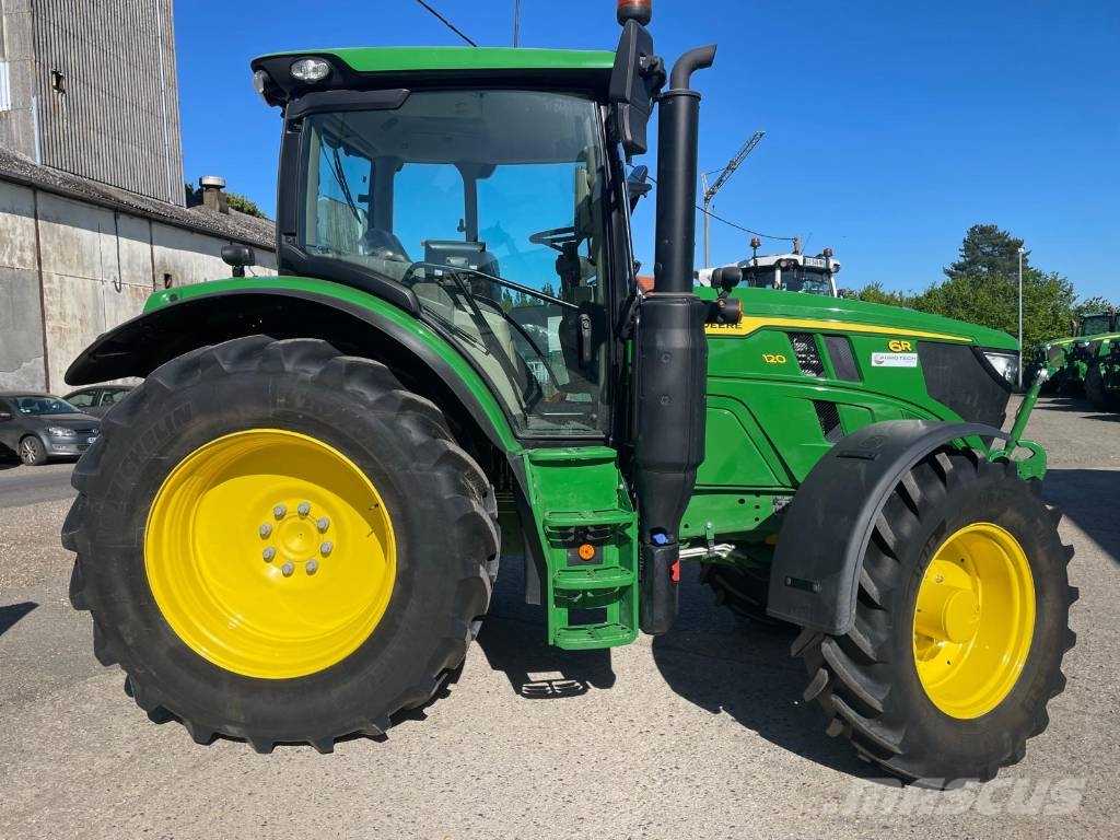 John Deere 6R 120 Traktory