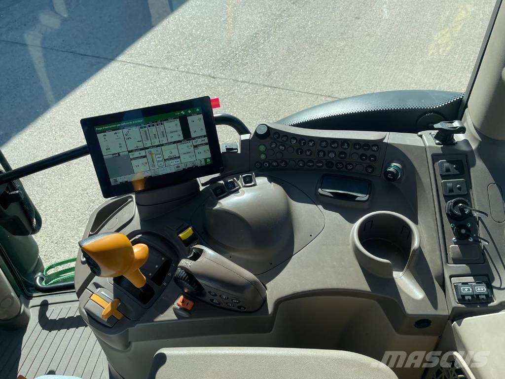 John Deere 6R 120 Traktory