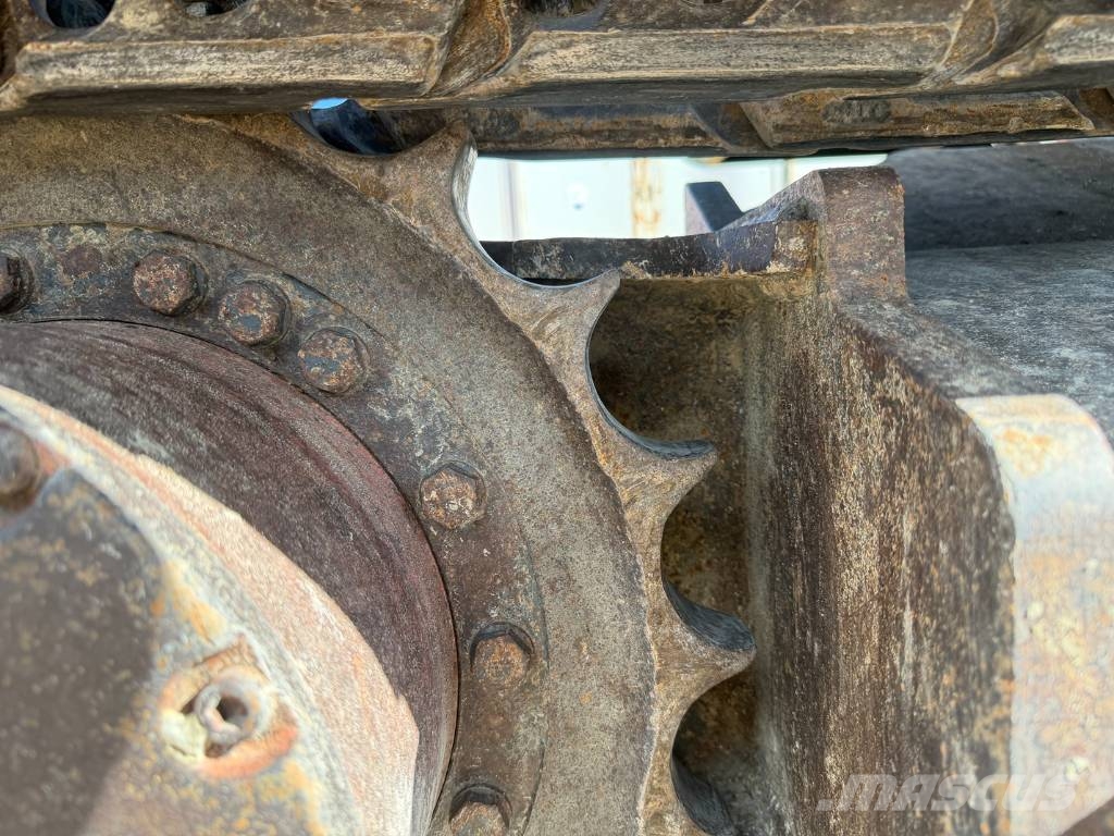 New Holland E 135 B Crawler excavators