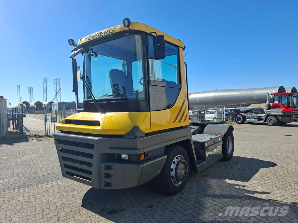 Terberg RT 222 4x4 35t Terminālie traktori