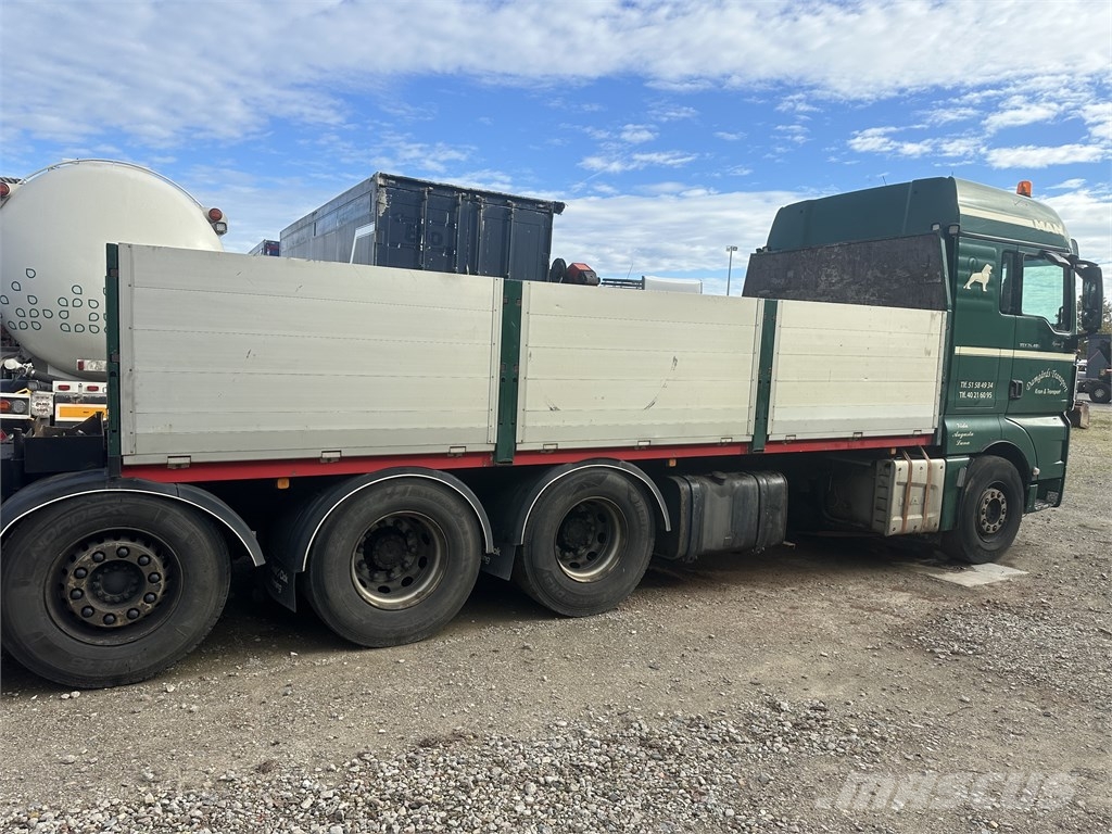 MAN TGX 35.480 8x4 defect engine Kamioni sa otvorenim sandukom