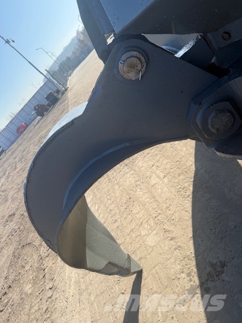 Fuchs MHL 360 SCRAP GRIPPER MASE 2900 /LIEBHERR 944 خطاطيف