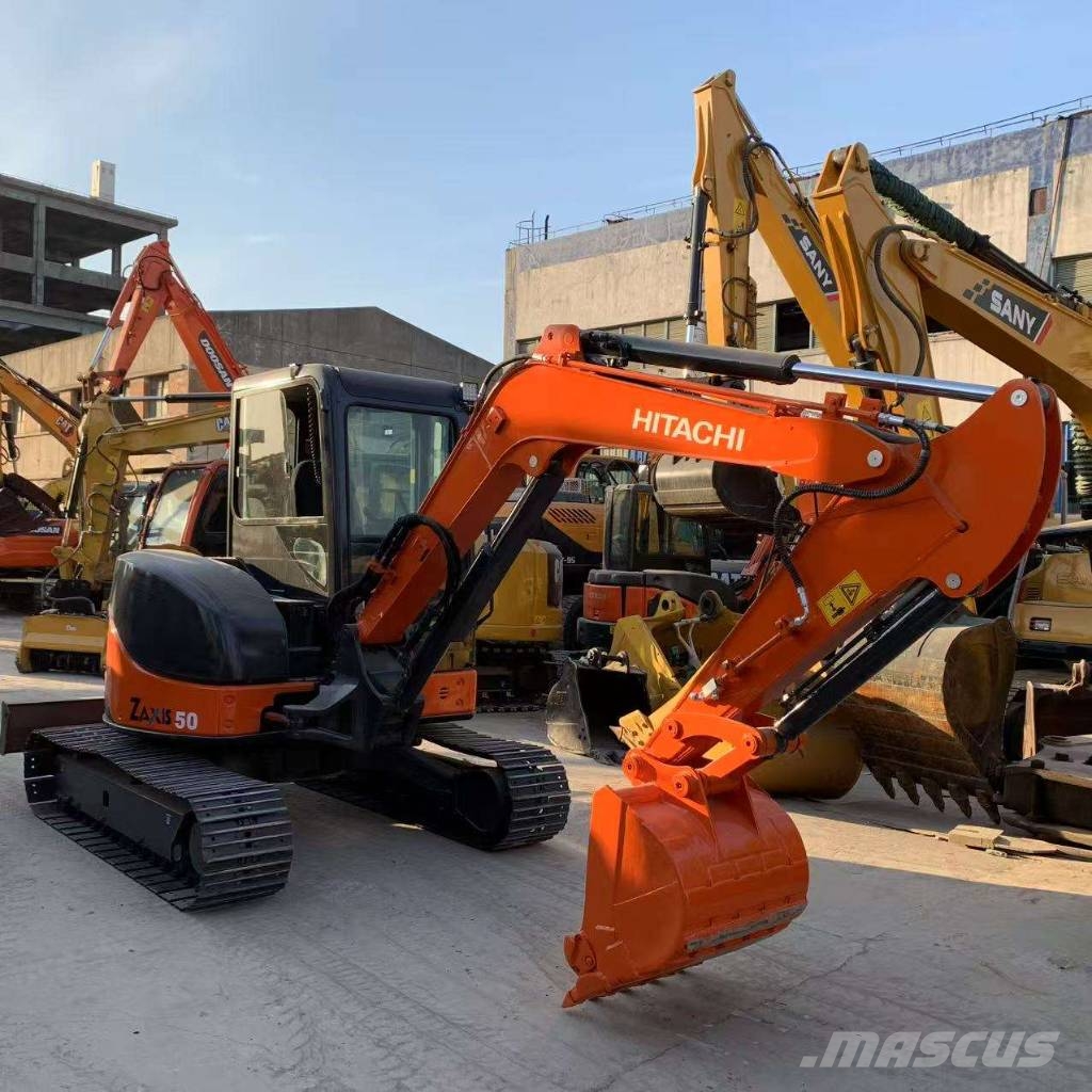 Hitachi ZX 50 U حفارات صغيرة أقل من 7 طن (حفارات صغيرة)