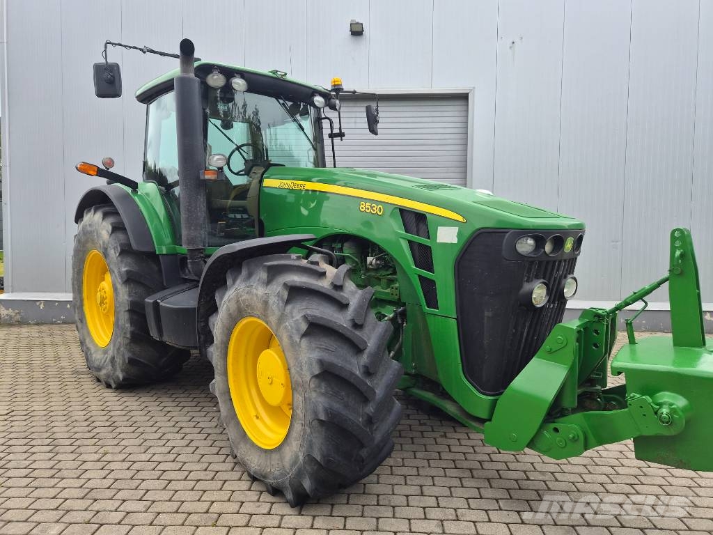 John Deere 8530 Трактора