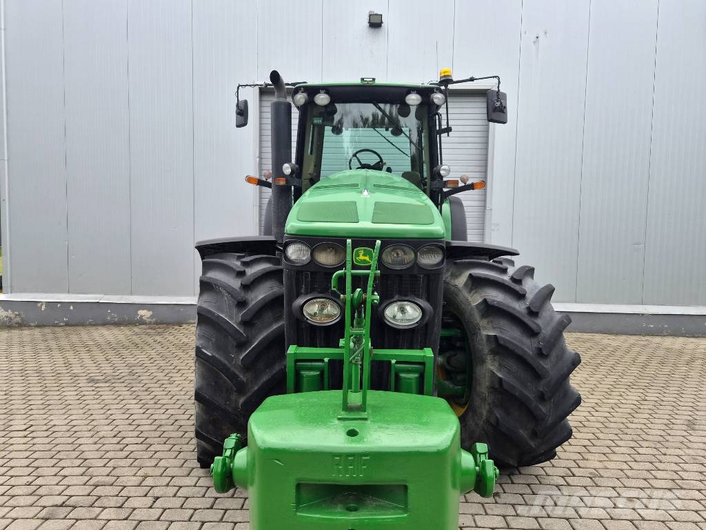 John Deere 8530 Трактора