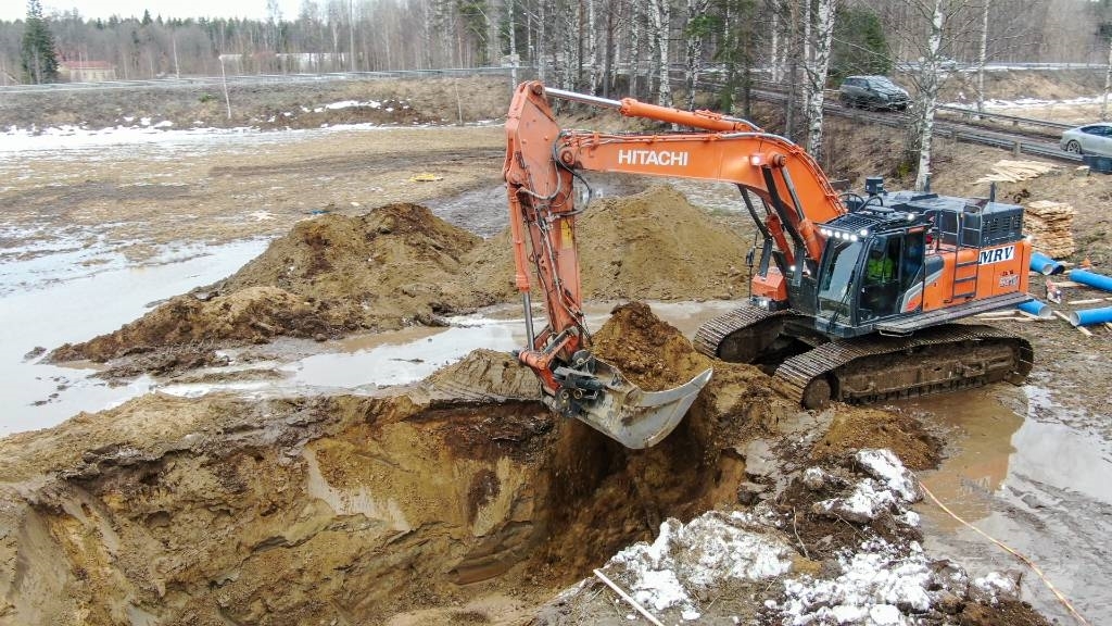 Hitachi ZX490 - 530LCH حفارات زحافة