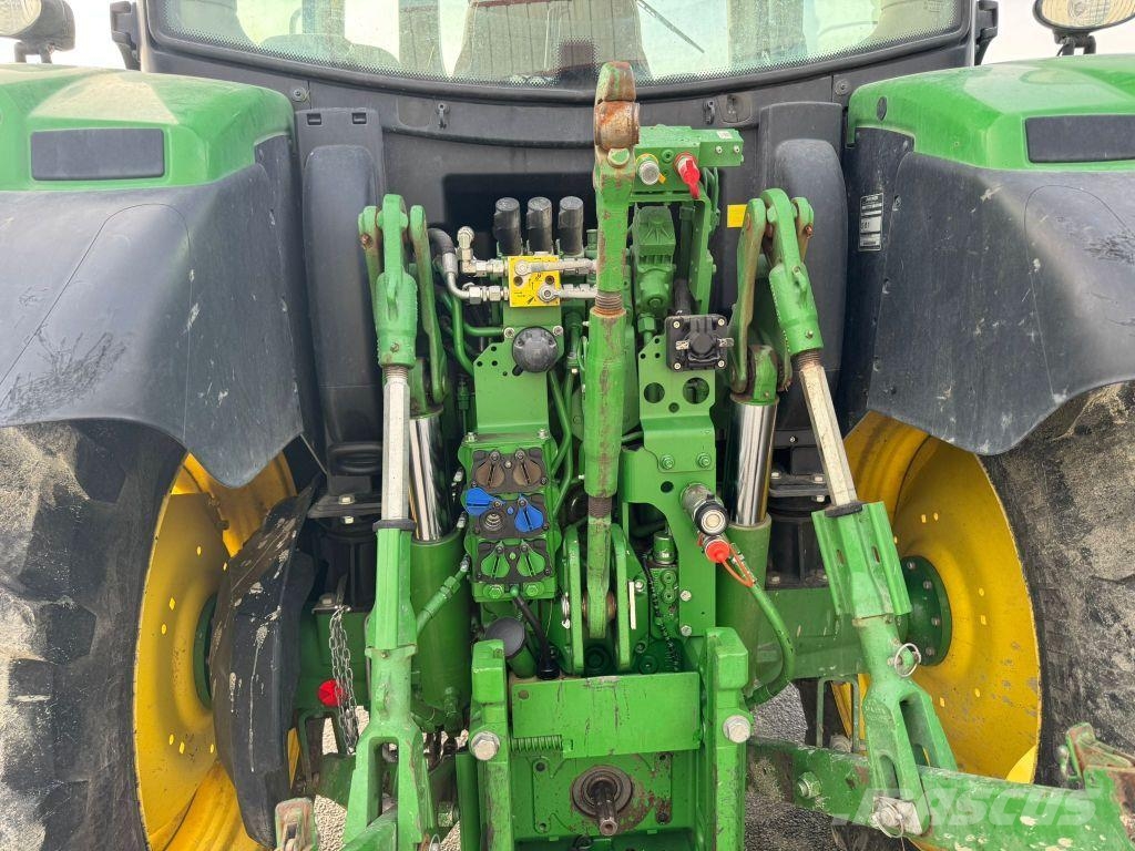John Deere 6120R POWERQUAD+ Traktorer