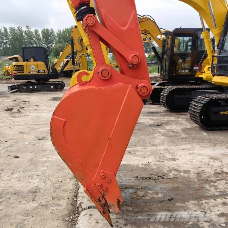 Hitachi ZX 120 履带挖掘机