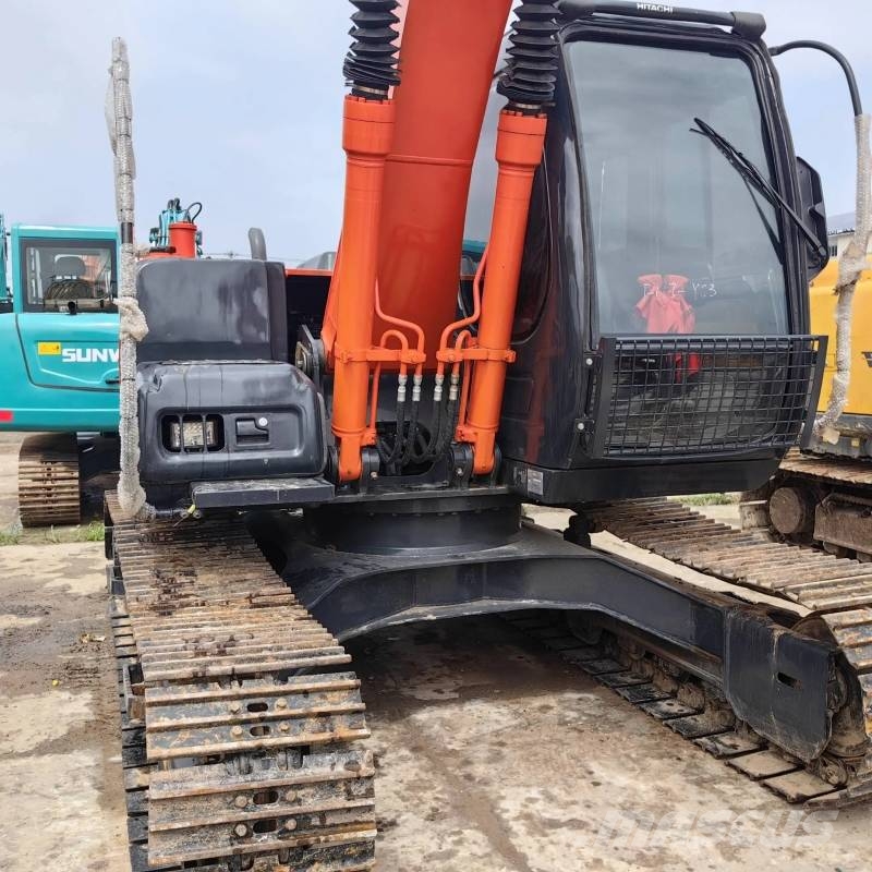 Hitachi ZX 120 履带挖掘机