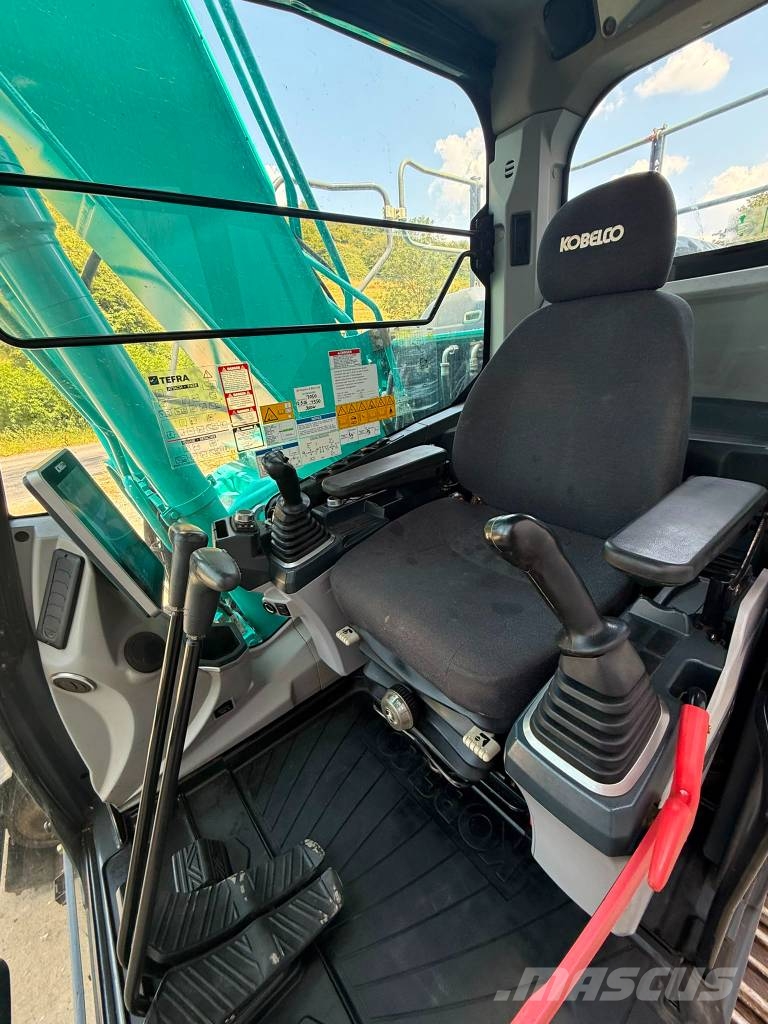 Kobelco SK130LC-11 履带挖掘机