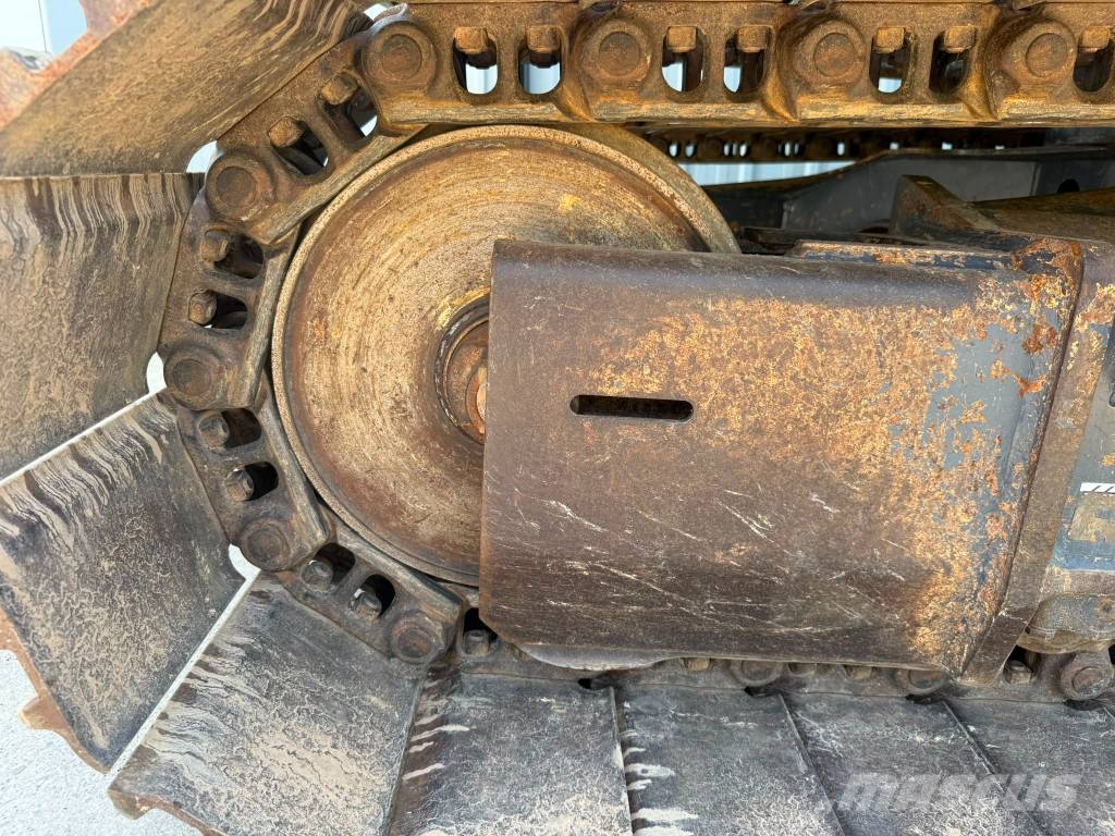 Kobelco SK130LC-11 履带挖掘机