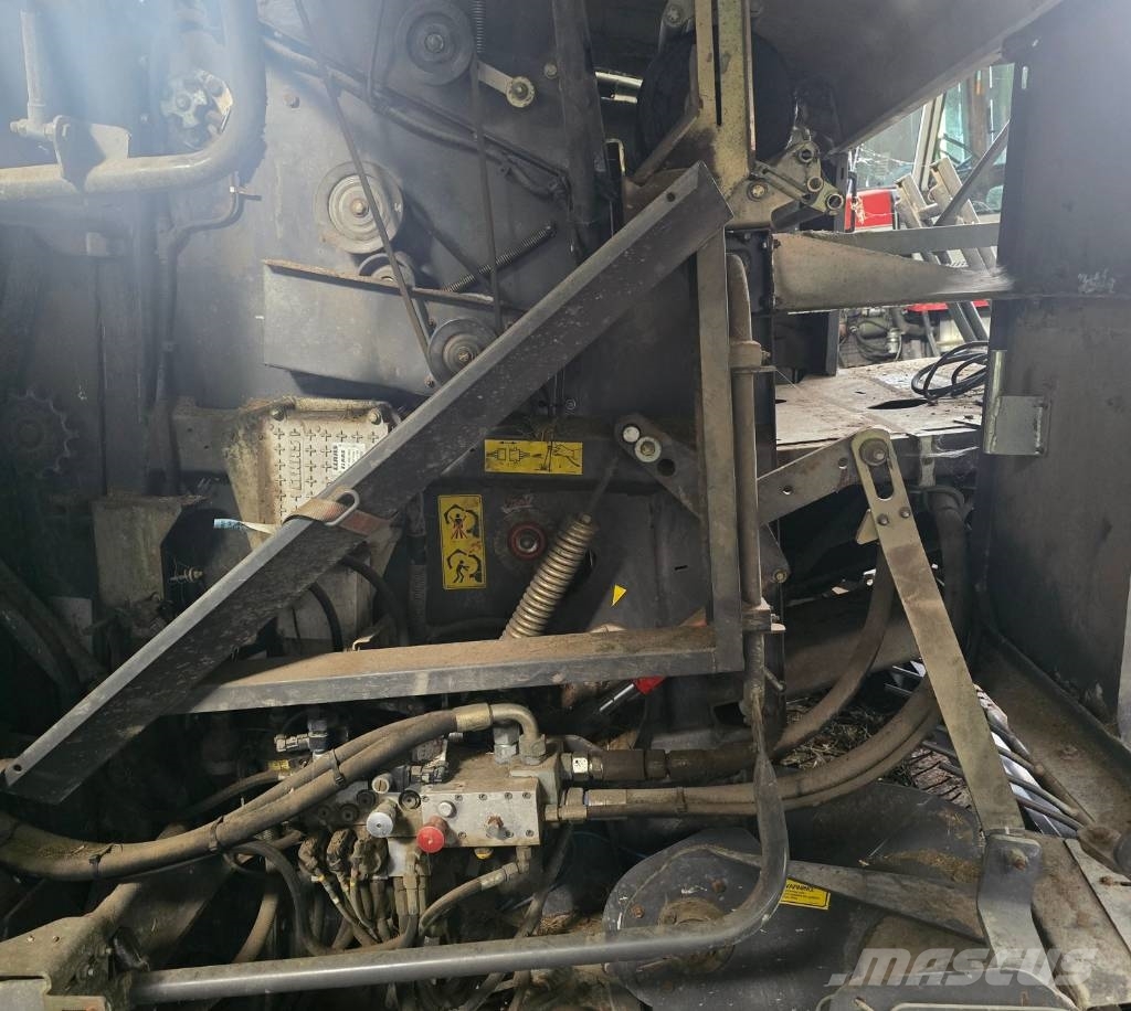 CLAAS Rollant 455 Uniwrap Rotopresse