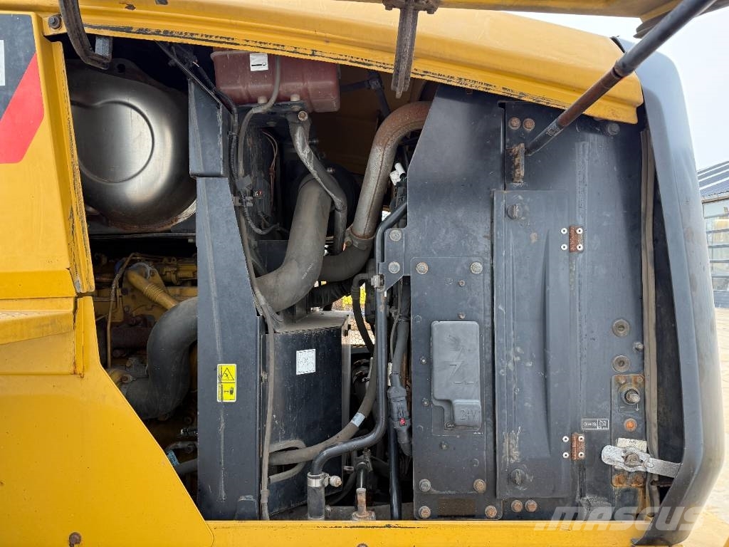 CAT 926M - Dutch Machine / Automatic Greasing Radlader