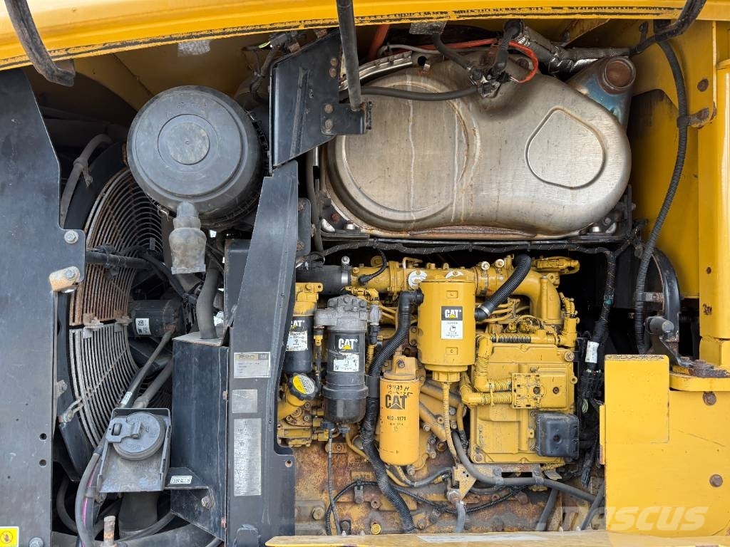 CAT 926M - Dutch Machine / Automatic Greasing Radlader