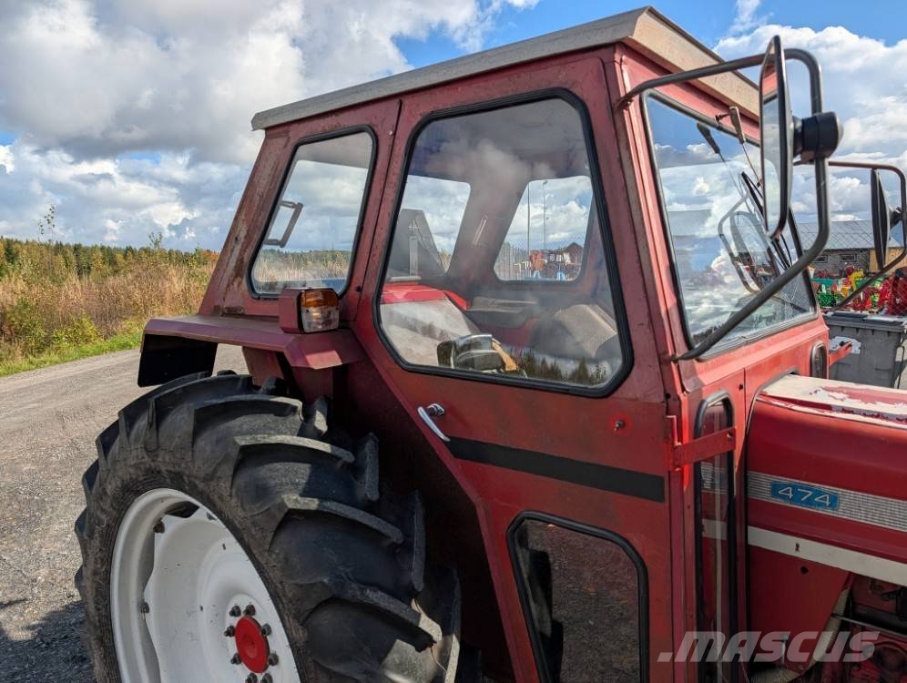 International 474, lämmin hytti, ohjaustehostin, kulkee 44 km/h Traktori