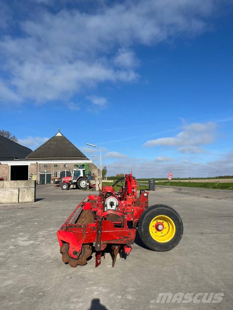 Lely 600 rotorkopeg Varomosios akėčios ir žemės frezos