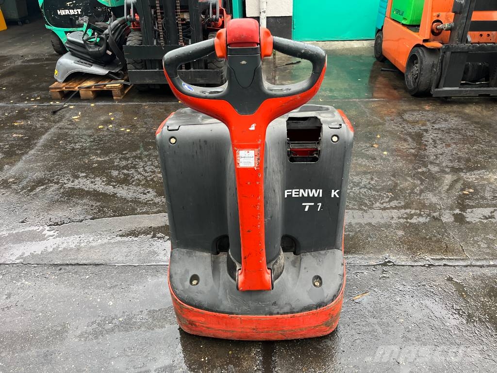 Linde T18 /152/ V-4230 OB Stand-in stackers