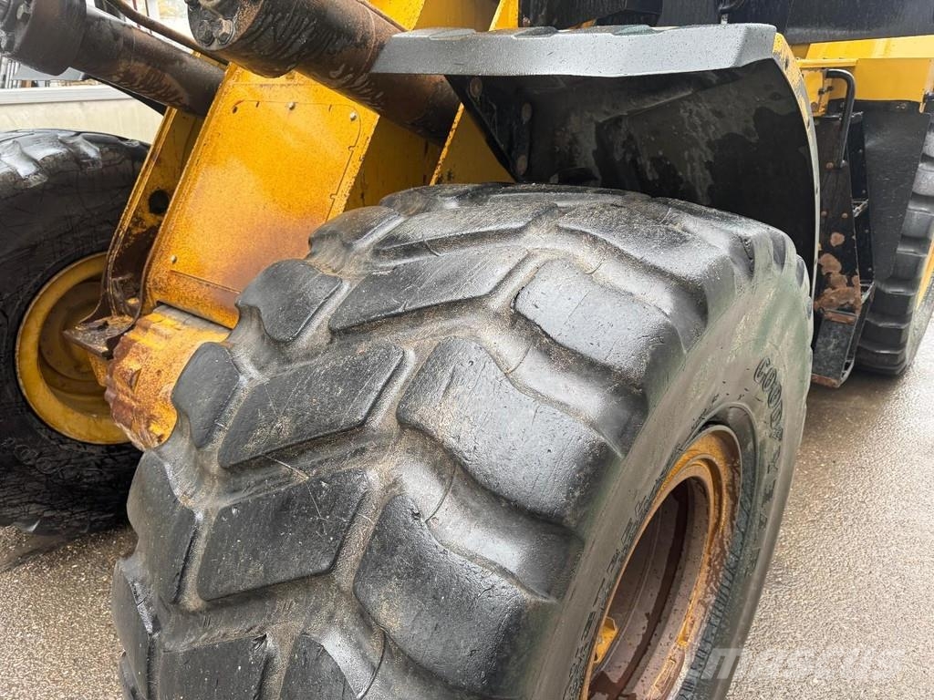 CAT 966M 4X4 WHEEL LOADER - 14007 HOURS + 3200MM BUCKE Utovarivači na točkove