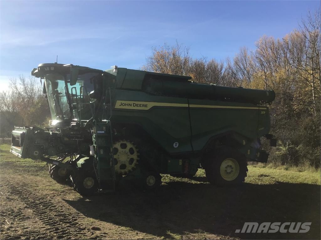 John Deere X9 1000 Зерноуборочные комбайны