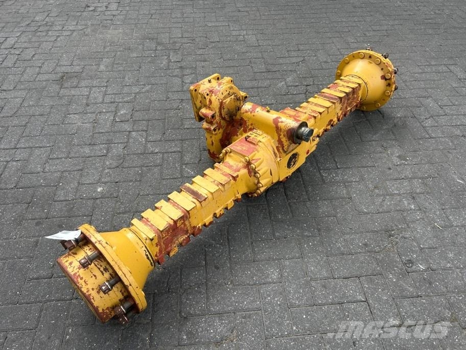 Schaeff SKS661-5370661745-Clark-Hurth-Axle/Achse/As Осі