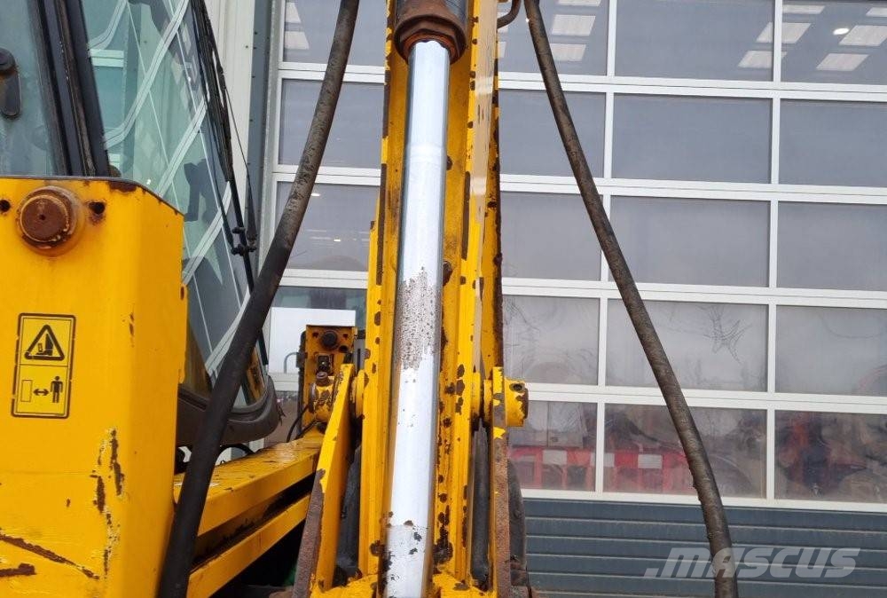 JCB 3 CX ECO Ekskavatori-iekrāvēji
