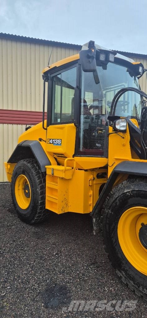 JCB 413 S Kolesni nakladalci